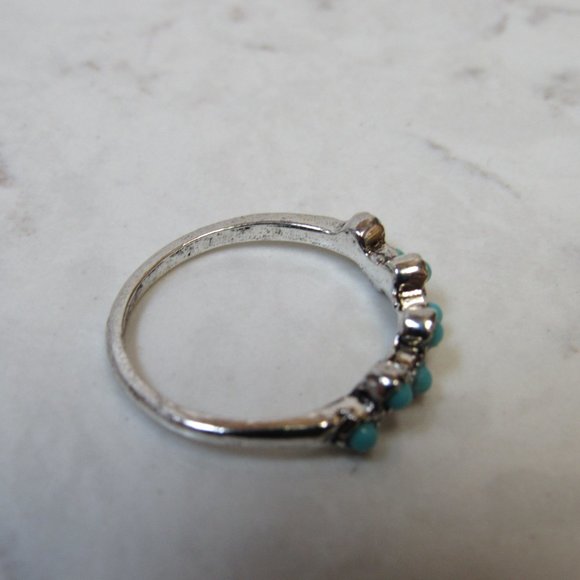 Turquoise Lined Silver Tone Ring Size 9 - Picture 5 of 7